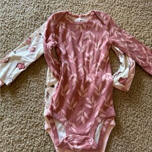 Carter's 3 piece bodysuits